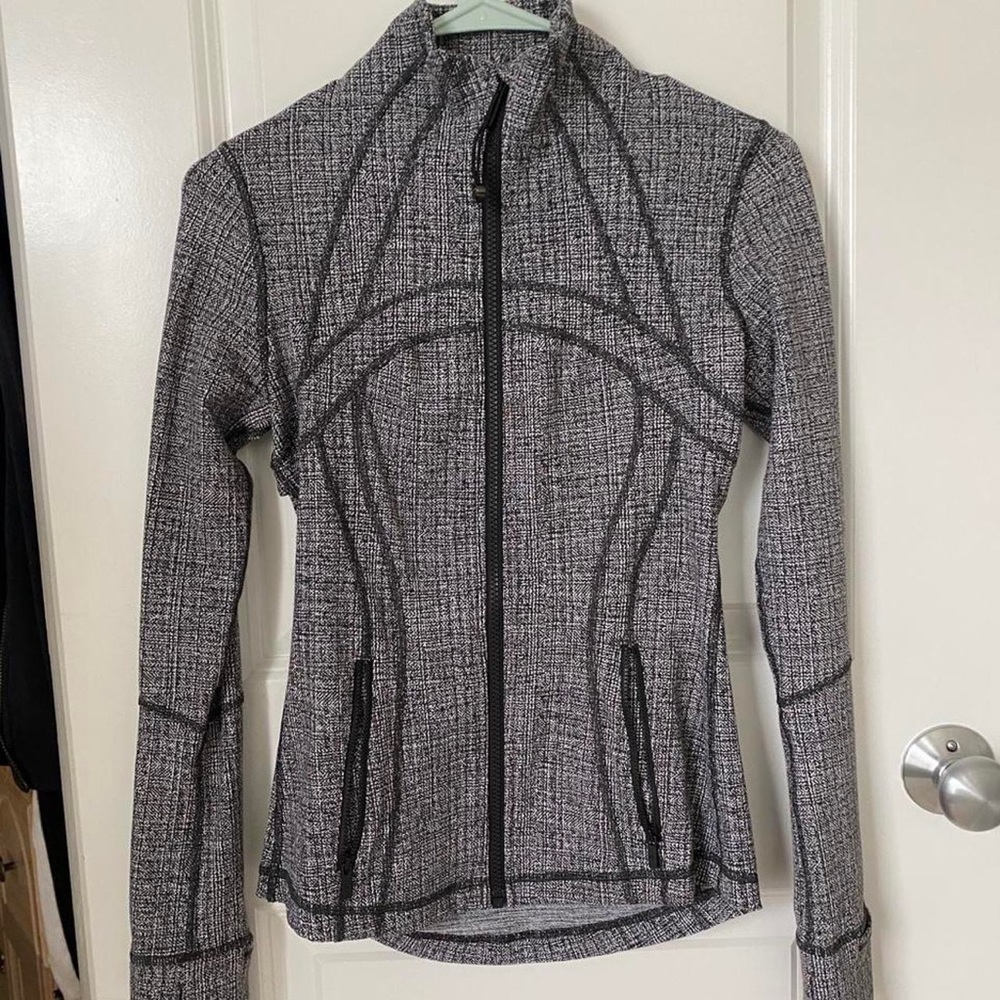 Lululemon On the Move Define Jacket